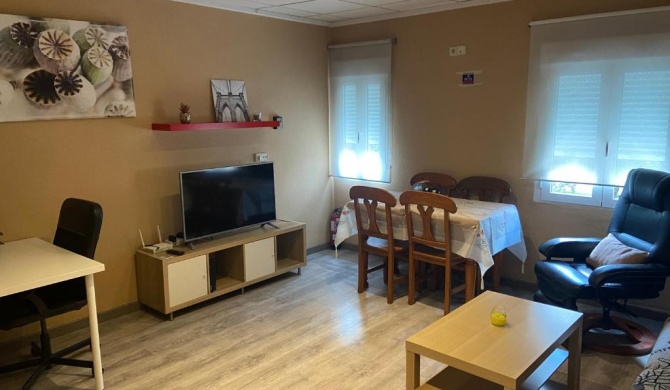 CHEAP & EQUIPPED apartament NEARLY CENTER