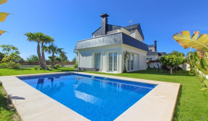 Villa con piscina privada - Polop