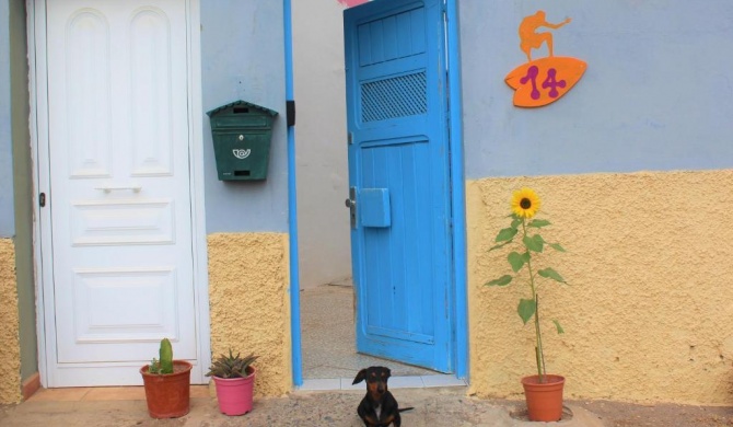 Surf House La Machacona (Backdoor)