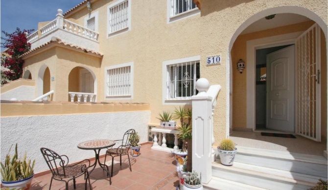 Stunning home in Santa Pola with 3 Bedrooms, WiFi and Swimming pool