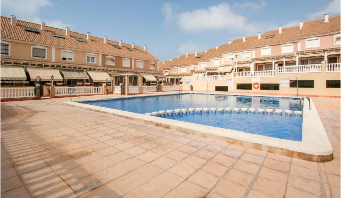 Stunning home in Santa Pola with 3 Bedrooms, Outdoor swimming pool and Swimming pool