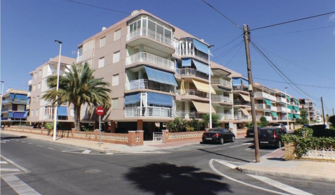 Nice apartment in Santa Pola with 2 Bedrooms