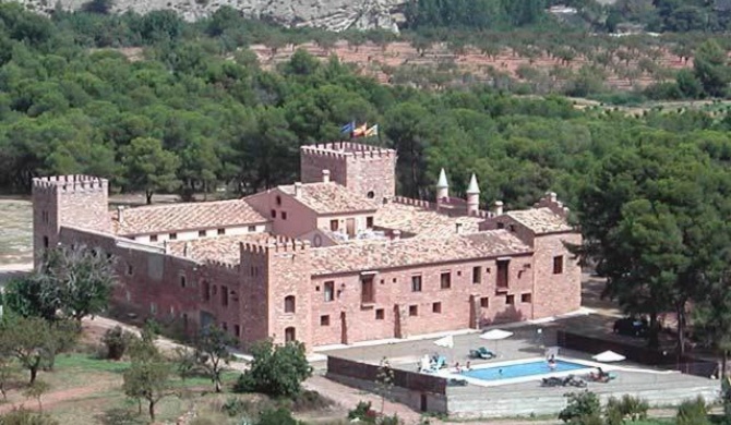 Masia de San Juan - castillo con piscina en plena Sierra Calderona