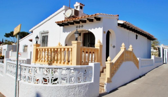 Alcazar - holiday bungalow in peaceful surroundings in Teulada