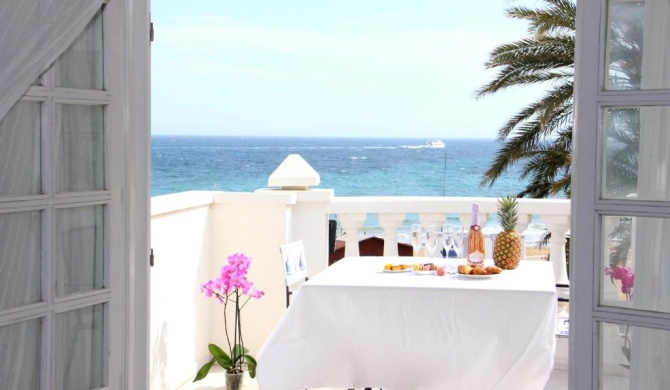 La Playa Blanca 4, Duquesa, Beach, Sea View, Pool, WiFi