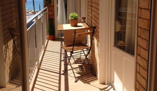 Sea views, WIFI apartment in Calle Almudena.