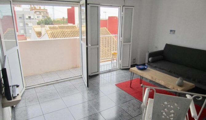 Apartment 400 meters from the beach