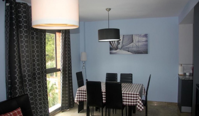 Holiday Apartments Malvarrosa Beach