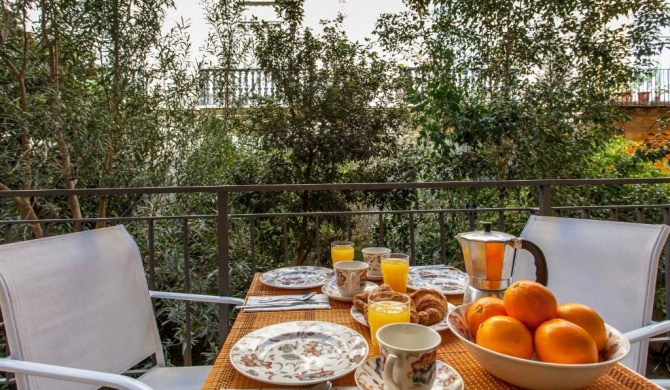 Apartment in the old town with terrace