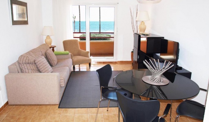 ApartUP La Concha Beachfront I