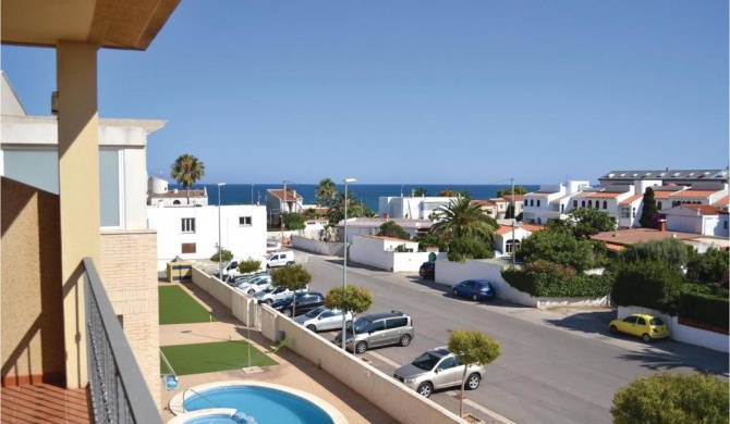 Nice apartment in Vinaros with WiFi, Outdoor swimming pool and Swimming pool