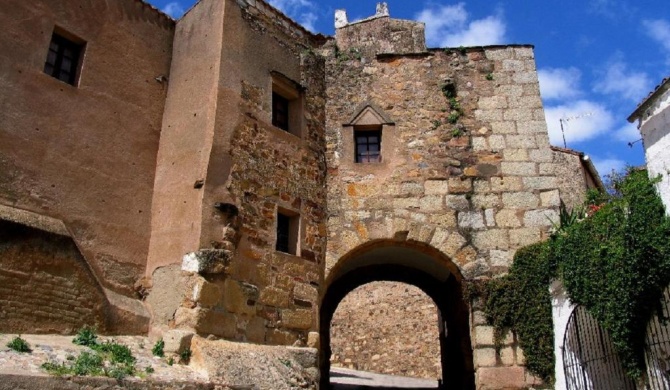 Apartamento Turístico MURALLA DE CÁCERES