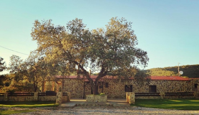 Casa Rural " La Quijada del Lobo "