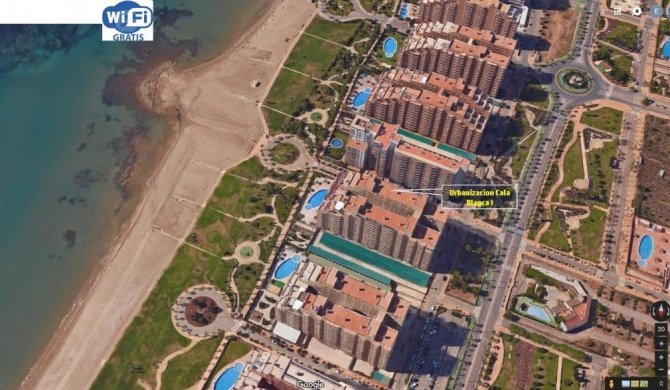 Apartamento 1ª Línea de mar en Marina d'Or con césped y playa [Familiar]