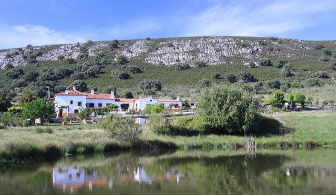 Palacio Viejo de Las Corchuelas