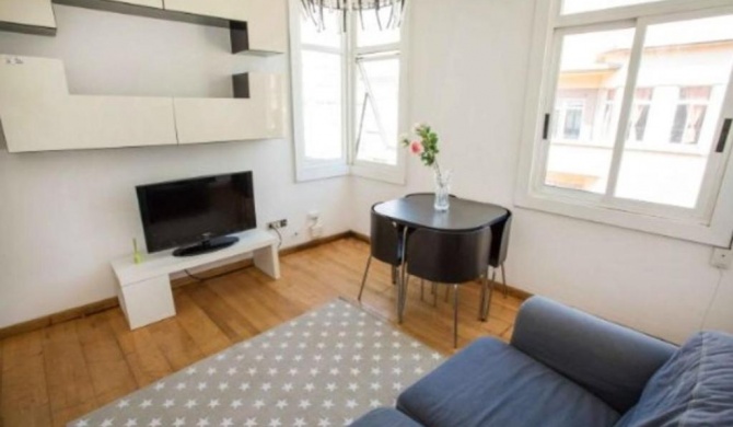 3 bedrooms appartement with jacuzzi and wifi at A Coruna 3 km away from the beach