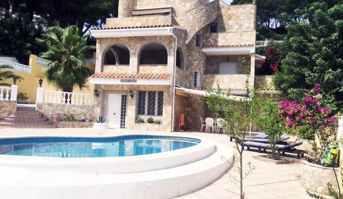 Villa con piscina