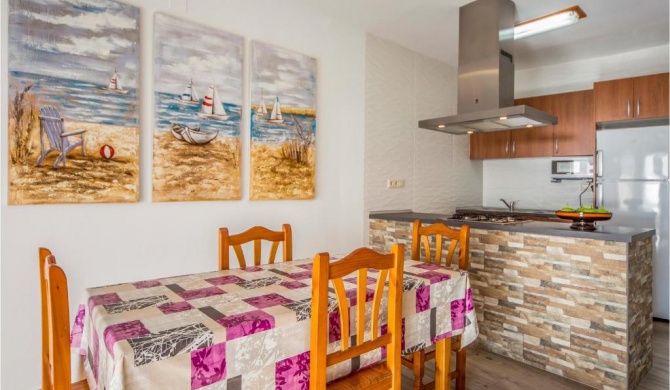 Amazing apartment in Peniscola w/ WiFi and 2 Bedrooms