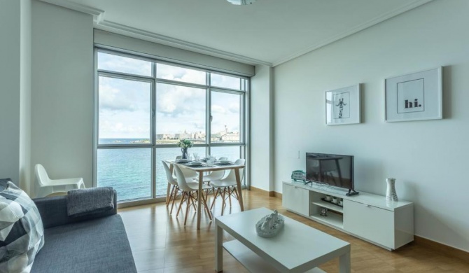 APARTAMENTO CON INCREIBLES VISTAS A LA PLAYA DE RIAZOR