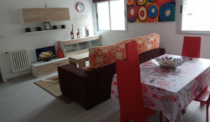 APARTAMENTO EN EL CENTRO DE LALIN