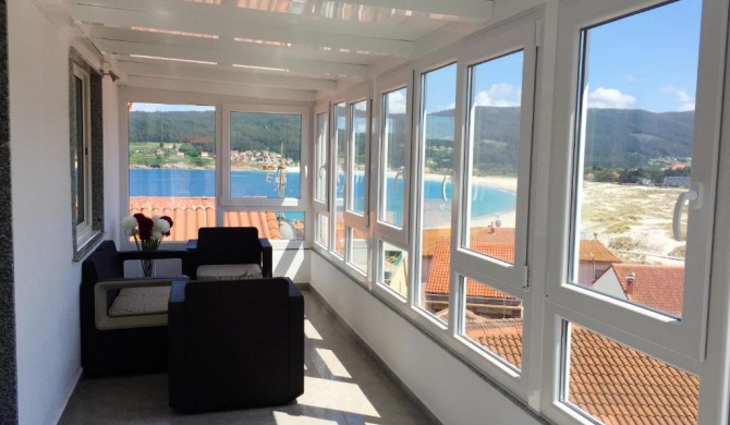 2 bedrooms appartement at Laxe 80 m away from the beach with sea view and furnished terrace