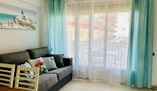 APARTAMENTO A 25 METROS DE LA PLAYA