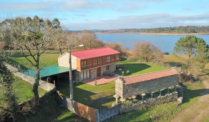 Casa Embalse do Ézaro