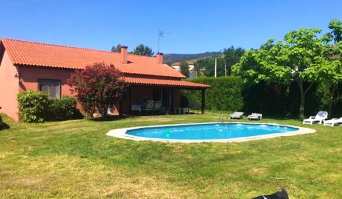 2 bedrooms villa with private pool furnished garden and wifi at Pontevedra 8 km away from the beach